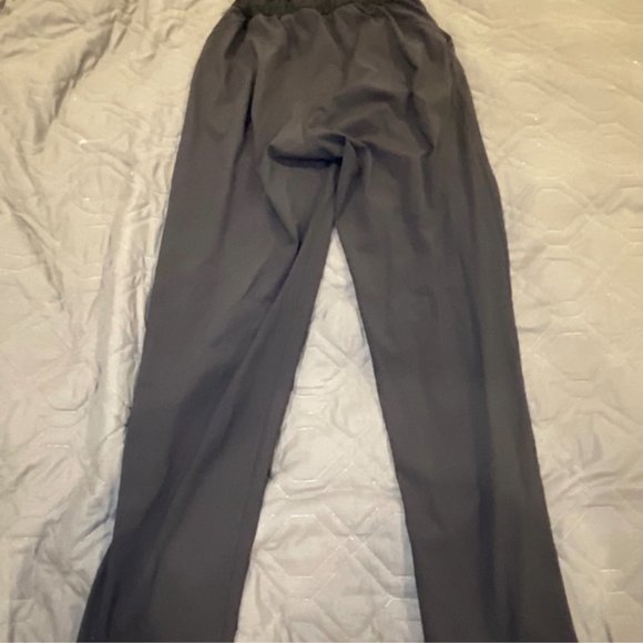 Lululemon Keep Moving Pant - Size 6 - Picture 4 of 10